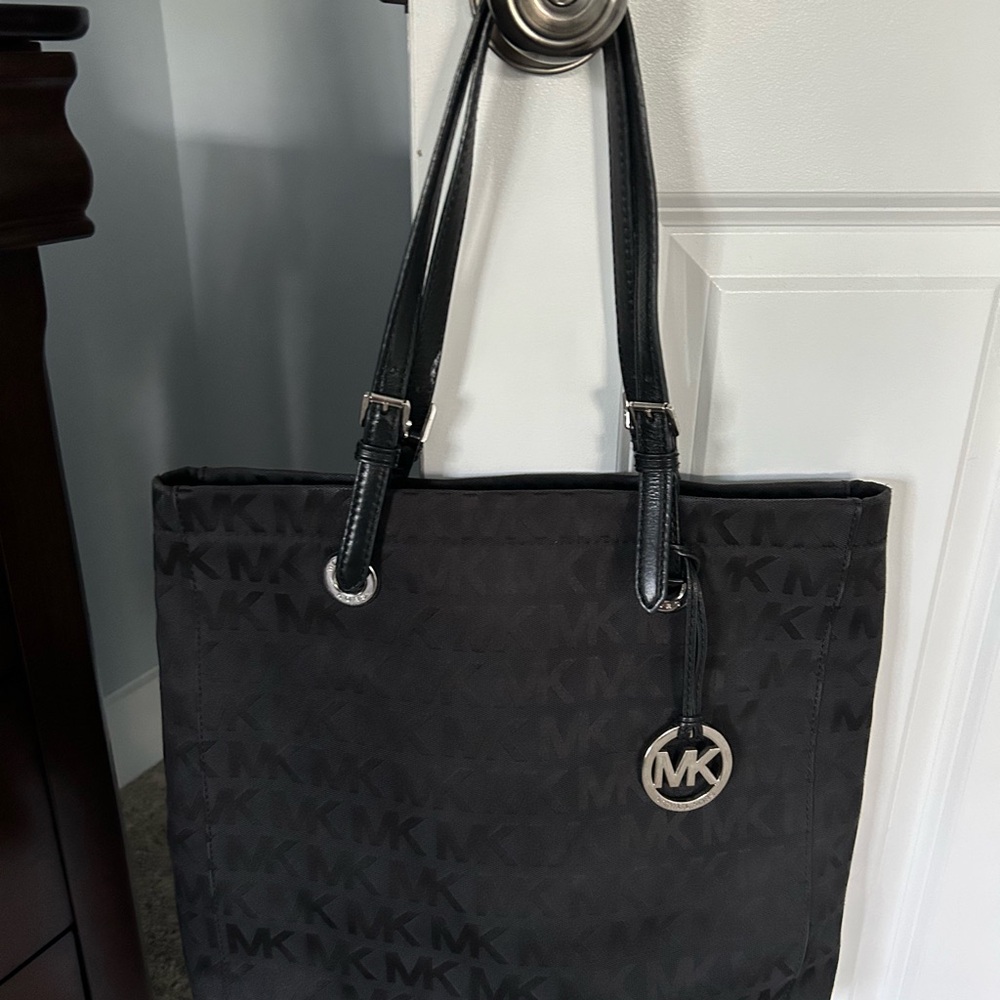 Black Michael Kors purse